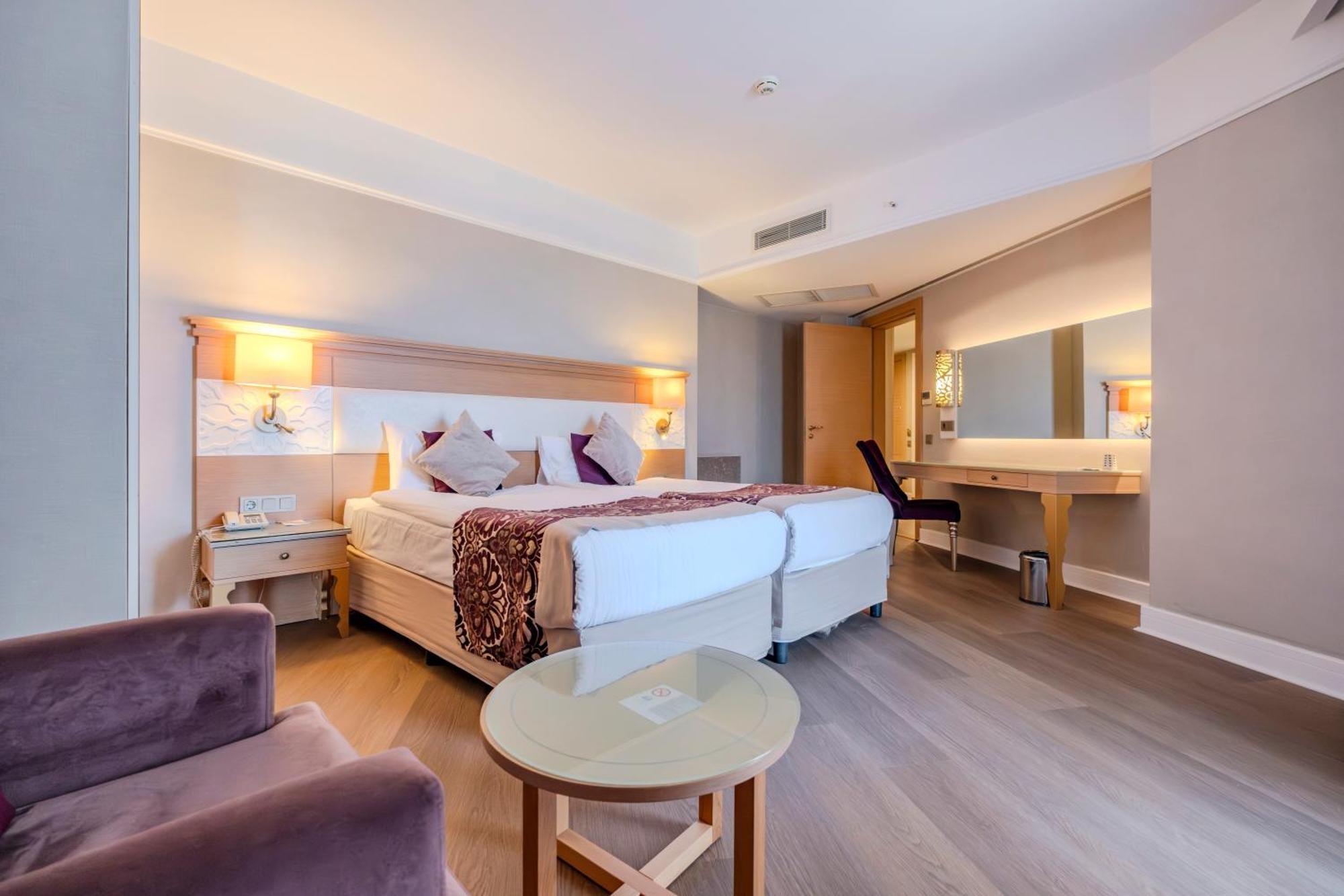 Villa Side Residence Resort